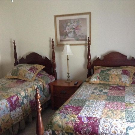 Ottaway Inn Llc Corry Экстерьер фото
