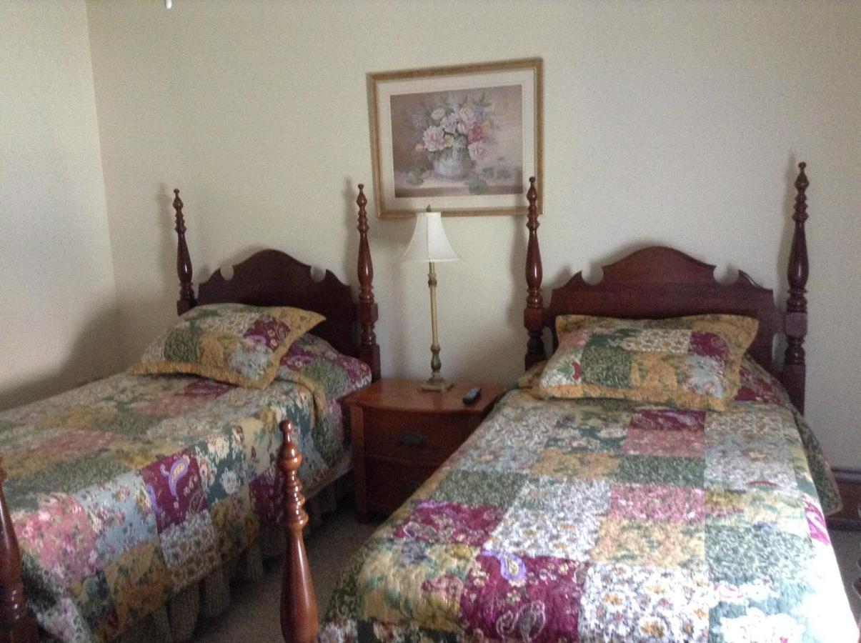 Ottaway Inn Llc Corry Экстерьер фото